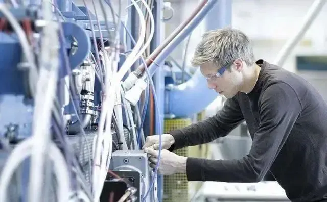 6540c9d104d78.jpg fe7e97e90a72e2595bd4904fe7bf7849.jpg