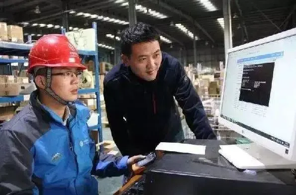 6540c98731d72.jpg 80c937367b0f9e721007fdffe613fb75.jpg