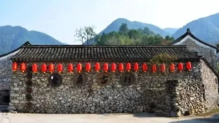 全彩摄像机助力东屏古村